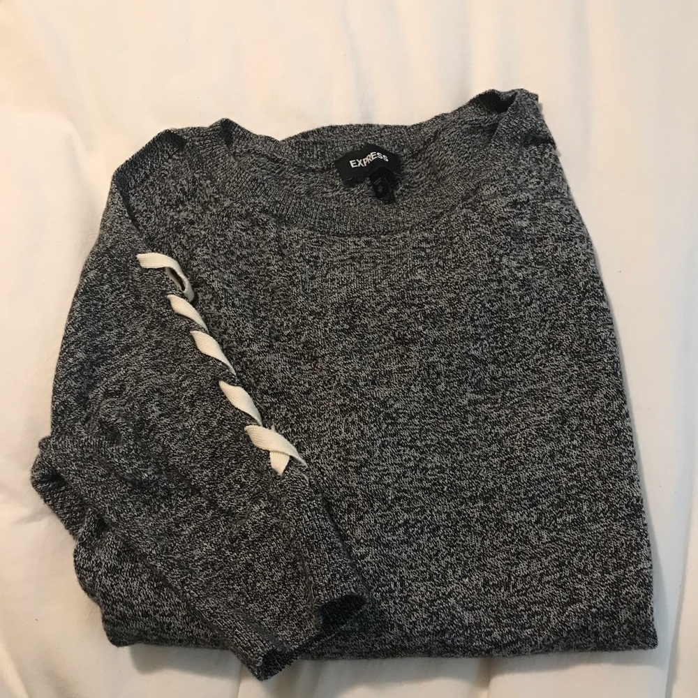 **CLOSEOUT SALE** Express oversized grey pullover